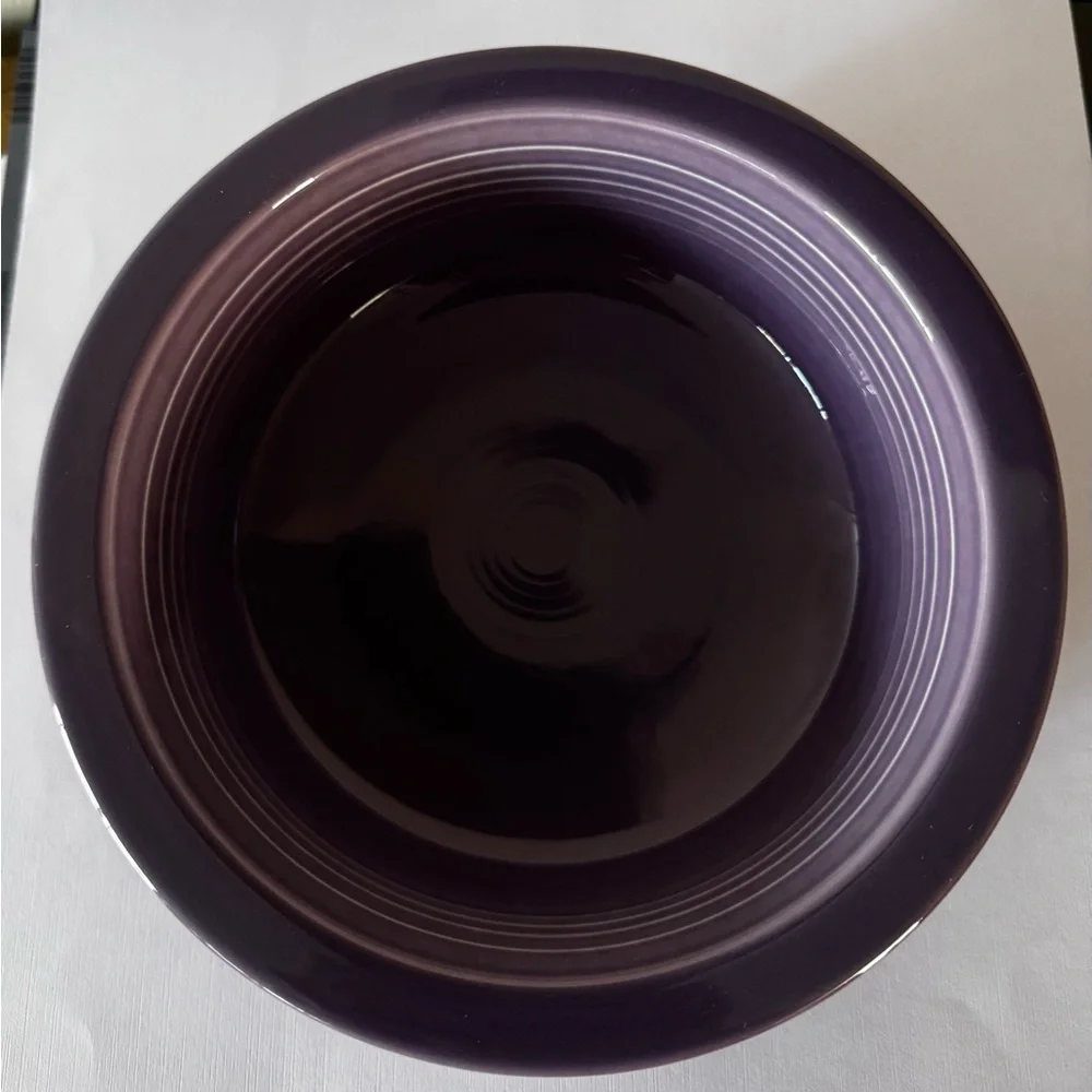 Vintage Fiesta Lilac Serving Bowl - Picture 3 of 7